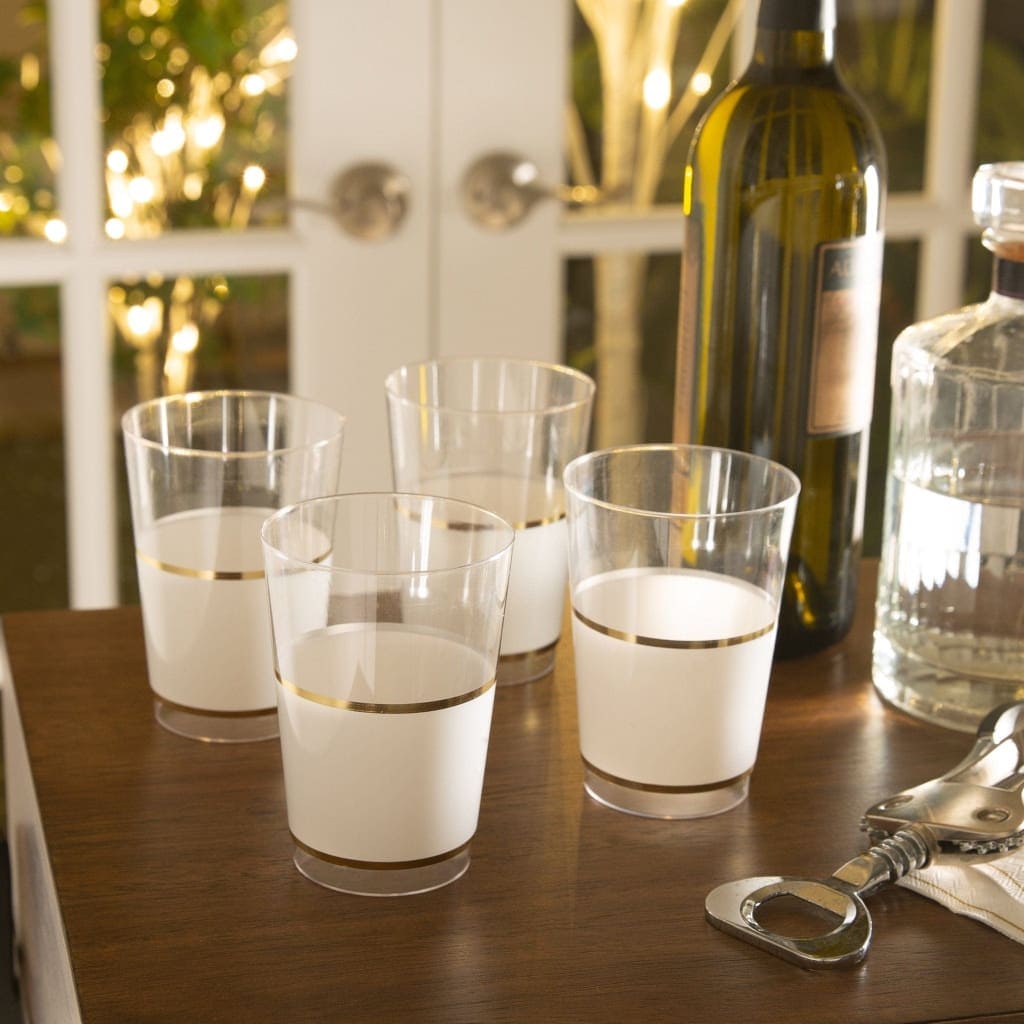 Luxe Party NYC Tumblers Round White • Gold Plastic Cups | 10 Cups