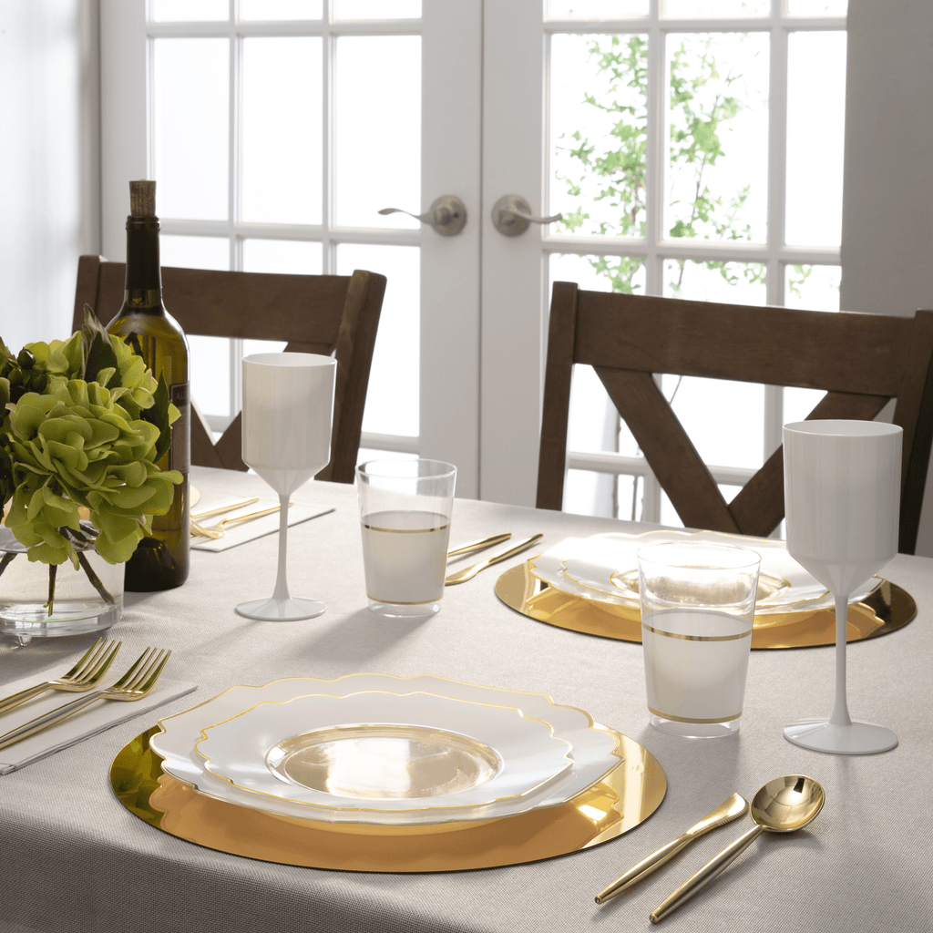 Luxe Party Plastic Plates Scalloped Clear Base White • Gold Plastic Plates | 10 Pack